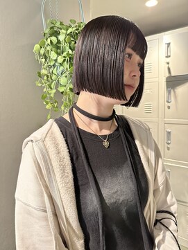 カート バイ デコ(Kurt by DECO) 【ERIKA】まとまるストレートボブ