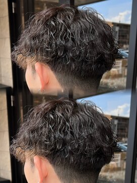 髪屋 紬 メンズ/メンズパーマ/メンズカット/波巻きパーマ