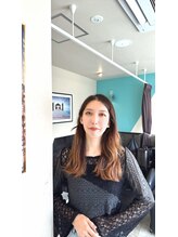 アース オーセンティック 高松レインボーロード店(EARTH Authentic) 畠山 華奈