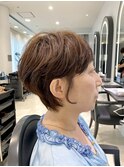 柔らかニュアンスパーマの大人ショート