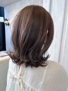福山人気20代30代ブリーチなし明るめショコラベージュ外ハネ艶髪