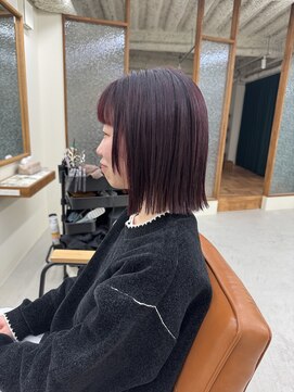 タミーズ 金山(Tummy's) 切りっぱなしボブ×ボルドーカラー