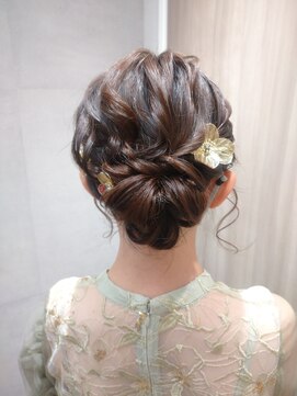 ランリ 金山 名古屋(Ranri) シニヨン