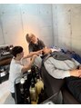 アンドコー(&Co)&nbsp;髪のお悩みをヘッドスパで解決するため、講習で日々磨いてます☆