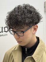 メンズサロン ガウディ 三宮店(men's salon Gaudi)&nbsp;プードルパーマ×刈り上げツーブロック