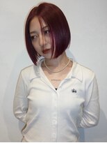 ブロック ジャポン(bloc japon)&nbsp;ワインレッドと前下がりボブで大人ハイトーン
