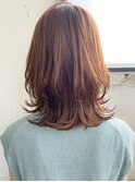 ミディアムレイヤー、外ハネボブ、グレージュ、脱白髪染め☆