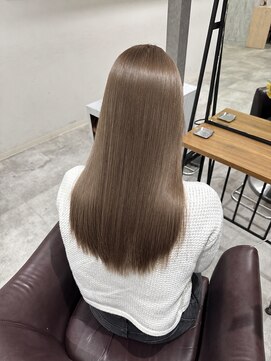 キャパ セントラル 天神 大名店(CAPA central) 髪質改善　ミルクティーグレージュ　レイヤーカット　20代
