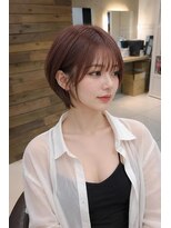 ロハスバイケンジ(LOHAS by KENJE)&nbsp;カシスブラウンで作る上品なくびれショート