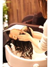 ★トリートメントのこだわり★髪質を改善してお悩み解決できる自慢のトリートメントメニュー【adept金町】