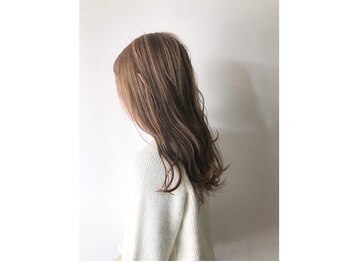 Hair Design B.Brush【ヘアーデザイン ビーブラッシュ】