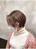 ショートボブ