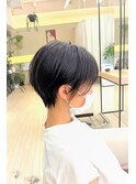 ハンサムショート、前下がりショート