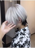 ウルフカット ホワイトカラー ホワイトブラック ブリーチ