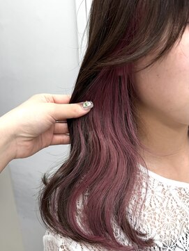 アライブ キチジョウジ(ALIVE Kichijoji) ワンポイントでお洒落なインナーカラー！