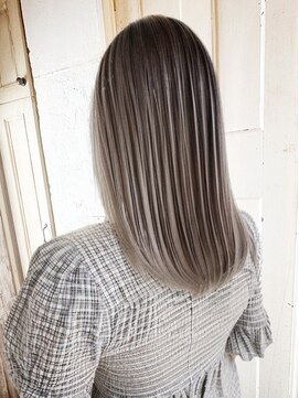 エノア 東京(ENORE) ブリーチ/ダブルカラー/グラデーションカラー/インナーカラー