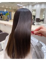 シュク 高円寺(SYUK)&nbsp;SYUK kazu 【高円寺 顔まわりカット 髪質改善 ハイライト 】