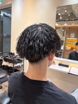 ルースト 渋谷店(ROOST) MEN’S HAIR/波巻ツイストスパイラル/フェザーパーマ/眉毛/渋谷