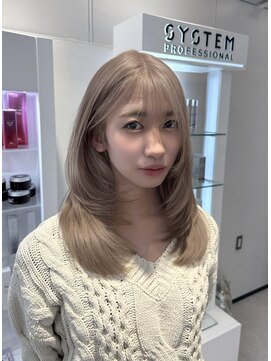 アルドーレヴェントホリエ(Ardore vento horie) ケアブリーチで作るホワイトブロンド×レイヤー♪10代20代30代