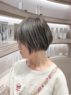 エレノア 静岡店(Eleanor) 白髪ボカシもできる◎ハイライト×丸みショート【八重津】