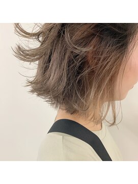 キー(kii) ミルクベージュ　インナーカラー　福岡　天神　今泉　薬院