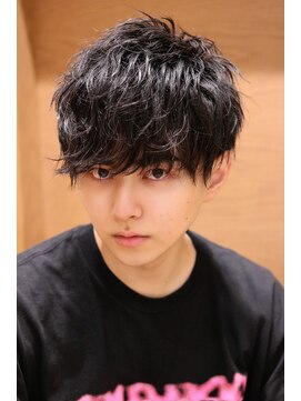 ネイビー(NAVY) モイストウェーブマッシュ スパイラルパーマ 黒髪