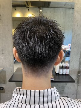 エヴァー(ever) ベリーショートフェード