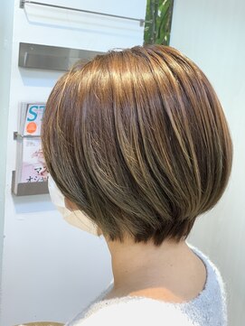 クラッチバイシオンアグリゲイト(CLUTCH by Zi-on aggregate) 大人可愛い丸みショートボブ☆フレンチカジュアル/ヌナボブ