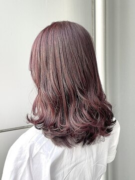 リベラ(LIBERA) 《TARO》 秋ヘアー 切りっぱなし 外ハネボブ ピンクモーブ