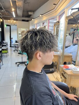 アイズ 海老名(AIZU) ツイストスパイラルパーマ　ツイストパーマ　スパイラルパーマ