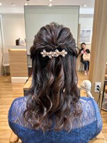 アロマ ヘアルーム 池袋店(AROMA hair room)&nbsp;ふんわりミディアムハーフアップ/池袋/池袋東口
