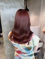 ミューバイケンジ(miu by KENJE)&nbsp;miu&橋本愛海　ブリーチなしダブルカラーで艶々レッド