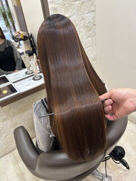 ラ ファブリック 草加(LA FABRIQUE) 【大島】髪質改善 美髪ロング 縮毛矯正 地毛風ストレート