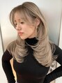 ヨロ 上野(YOLO)&nbsp;ブロンドレイヤースタイル厚みを残しつつ動きのあるカット