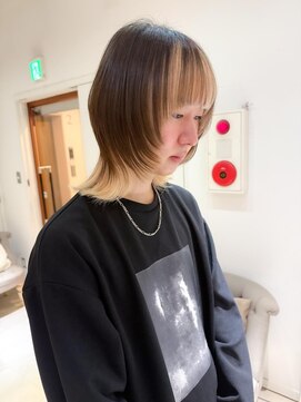 バブ バイネオリーブ(Bab by neolive) レイヤー/ミニウルフ/ホワイトグレージュ/ロングウルフ/美髪