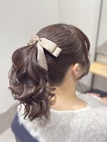 モナルダ(Monarda)&nbsp;10代20代30代/ヘアセット/結婚式/パーティ【岡山】