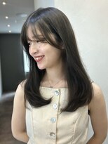 ウェイズトウキョウ 表参道(Ways TOKYO)&nbsp;髪の毛が柔らかく見えるオリーブグレージュ