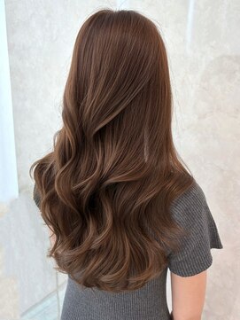 マウルルナ(MAEUL luna) レイヤーカット/ベージュカラー/萩村風人