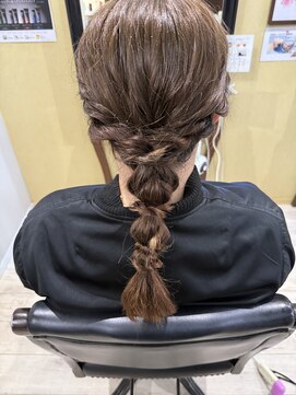 イーエル グランデ(e.ll grande) ヘアセット