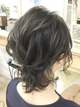 ヘアアンドメイク ゼン ヨコハマ(Hair&Make ZEN YOKOHAMA) 短めだけどローポニーな気分。Hair&Make ZEN