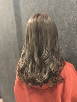 デザイン フォー ヘアー グランツ プロデュース バイ ヒス(Design for hair GRAnt'z)&nbsp;グレージュ