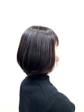 クオリス 上福岡店(QUALIS) 暗めカラー/40代50代60代/白髪染め/艶カラー/ショートボブ/