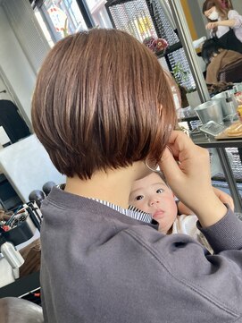 ダニーコウベ(Danny kobe) ほんのりピンクなショートボブ