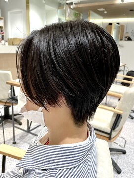 ゼストララ(ZEST Lara) 【YUICHI】美シルエットハンサムショート【吉祥寺】