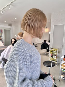 トラップヘアー ボブ/切りっぱなしボブ/ミルクティーベージュ/ミニボブ/ブラウン