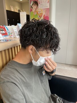 ルクス(Luxs) 【マッシュ×スパイラルパーマ 】