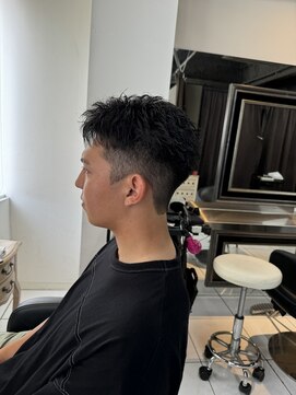 アイズ 海老名(AIZU) かき上げアップバング　眉毛カット　海老名メンズカット　短髪