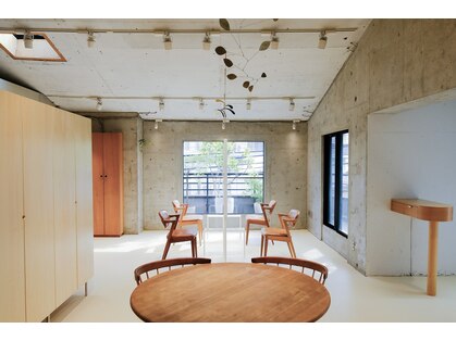 シックス(SIX)の写真