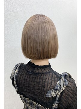 松本平太郎美容室 大宮店 イノアカラー(ブリーチあり)×シルバー