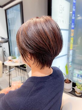 ミラバイケンジ 藤沢(Mira by KENJE) 白髪ぼかしハイライトカラー30代40代50代ブルーグレージュ